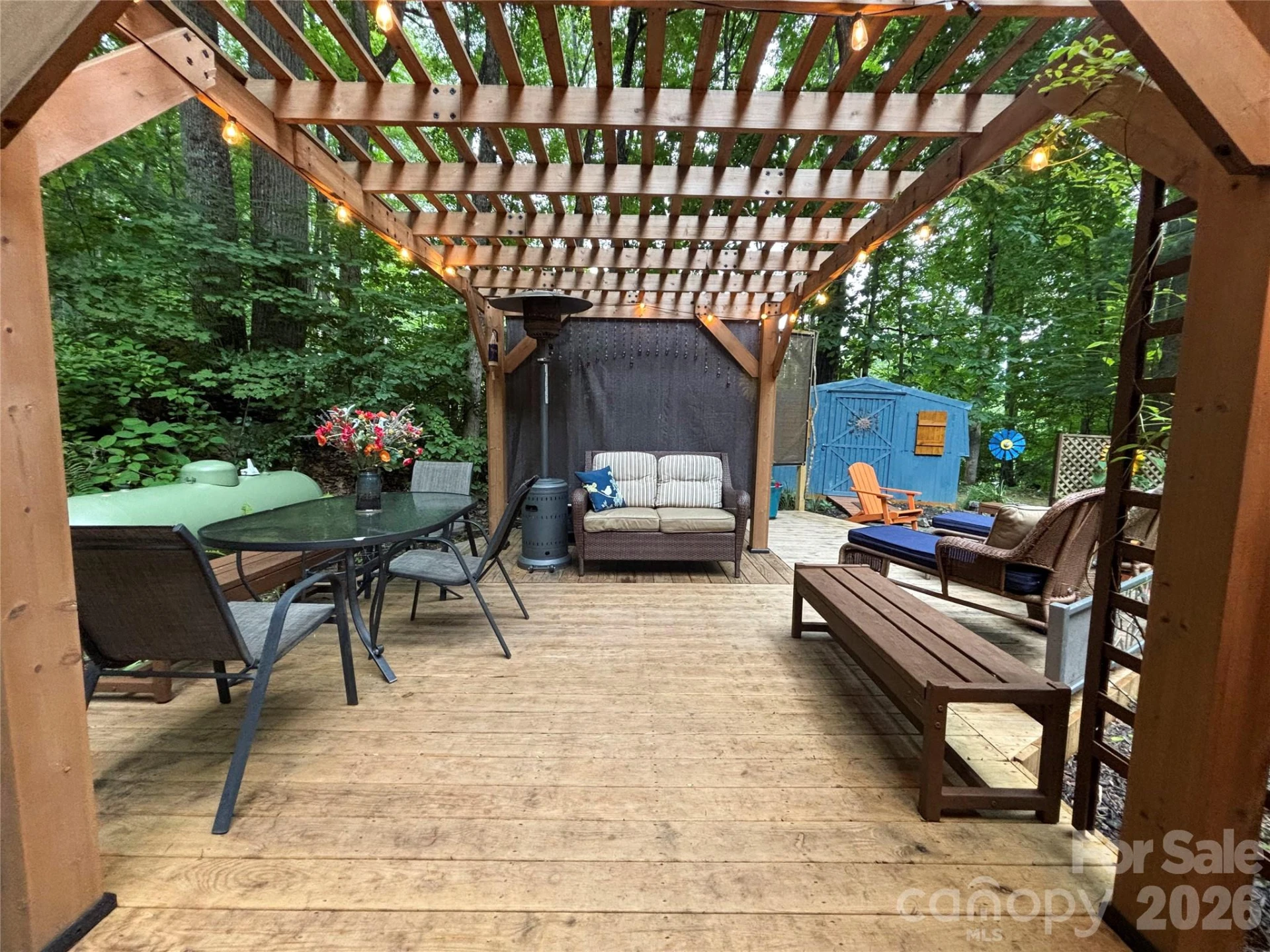 398 Locust Drive - Photo 4