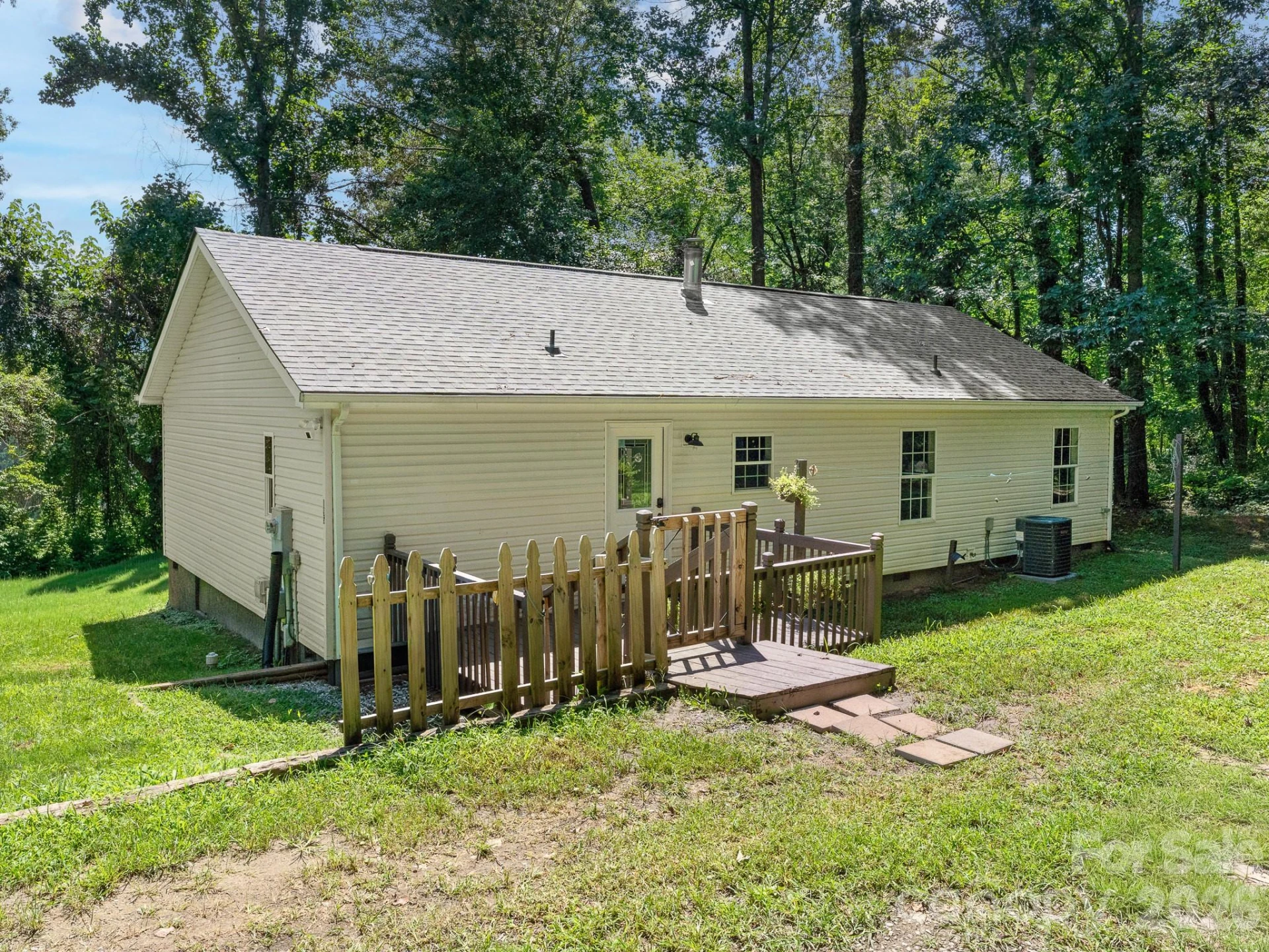 195 Shiloh Road - Photo 2