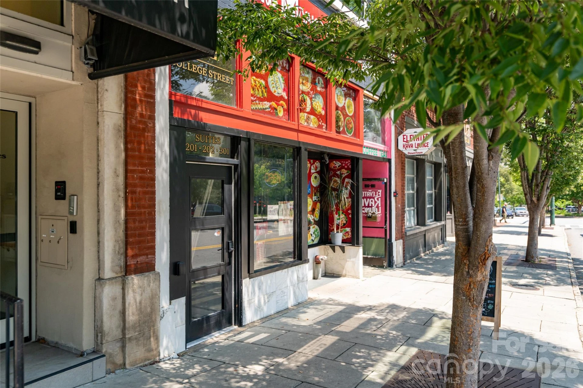 122 College Street #202 - Photo 4