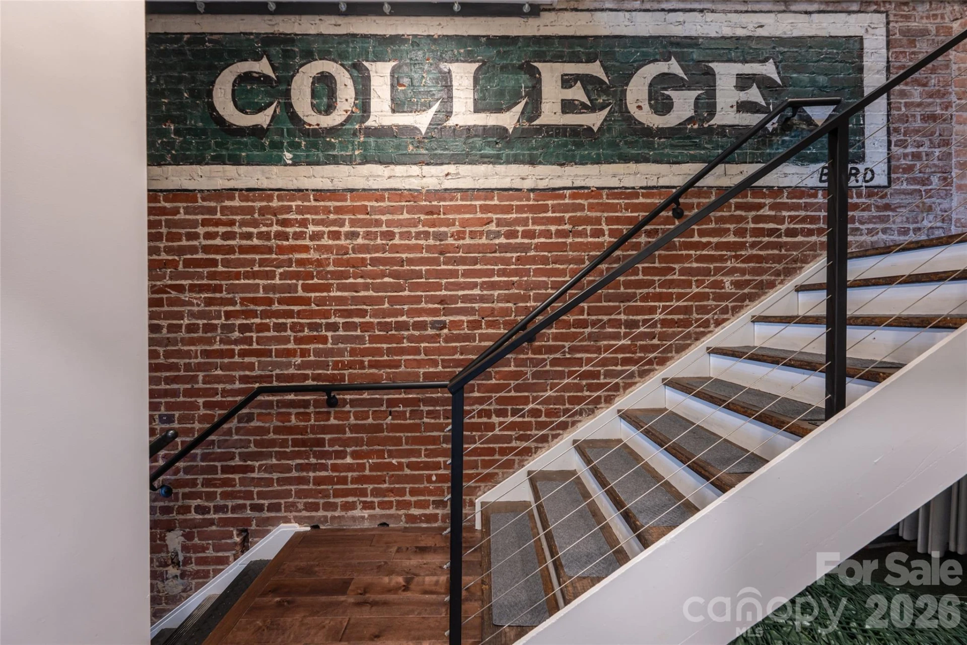 122 College Street #202 - Photo 5