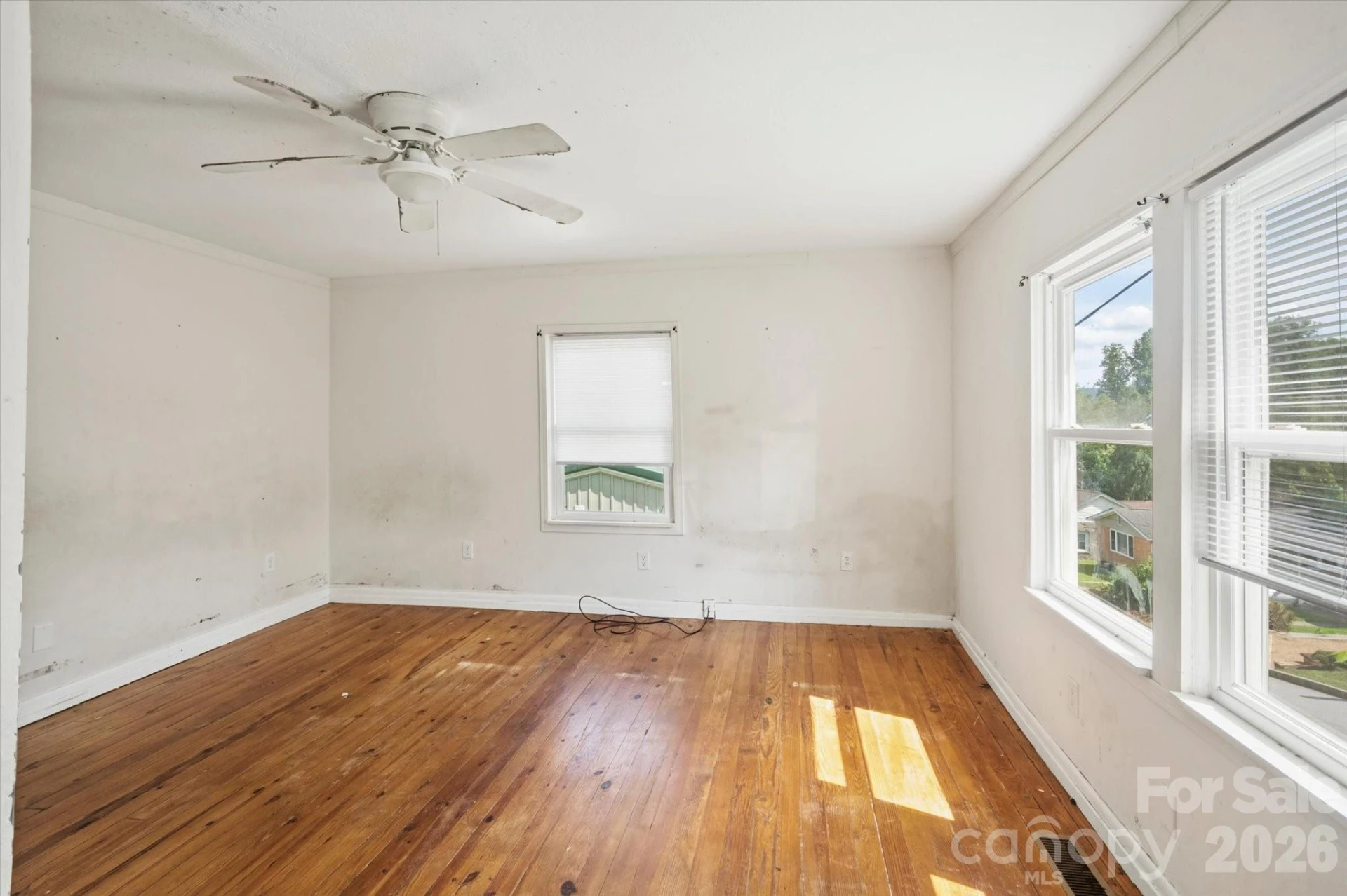138 West Lane - Photo 11