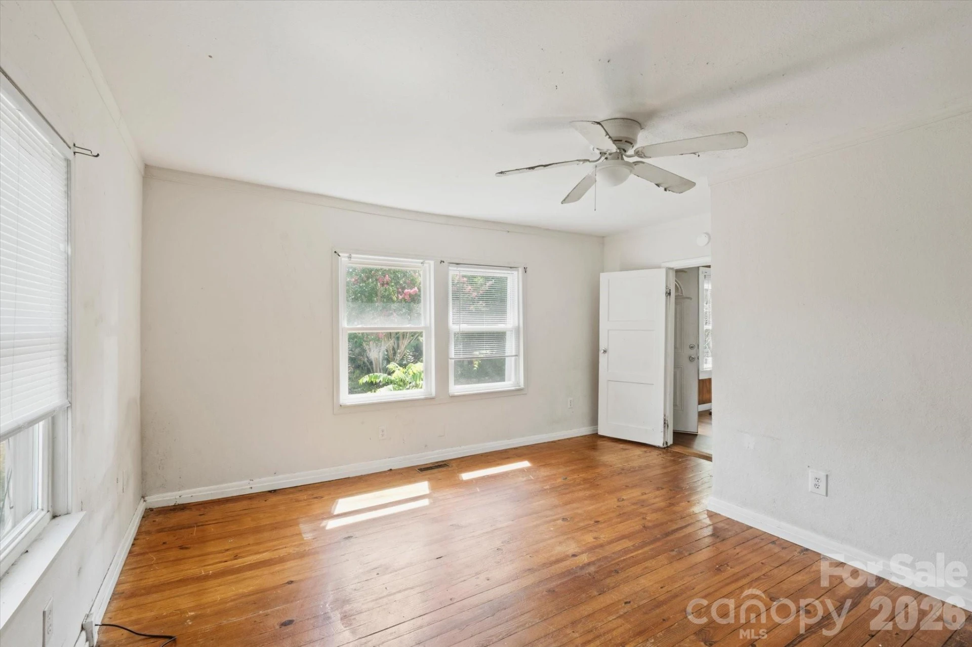 138 West Lane - Photo 12