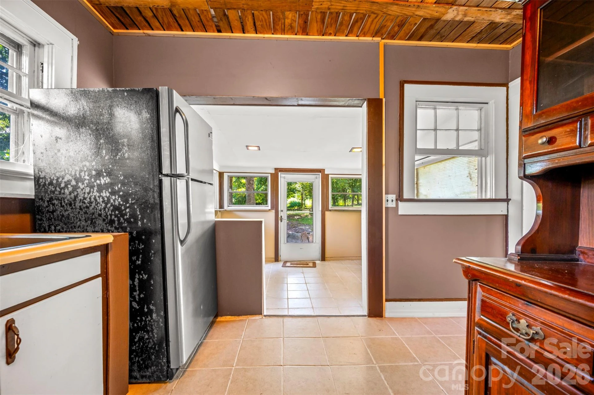 375 E King Street - Photo 12