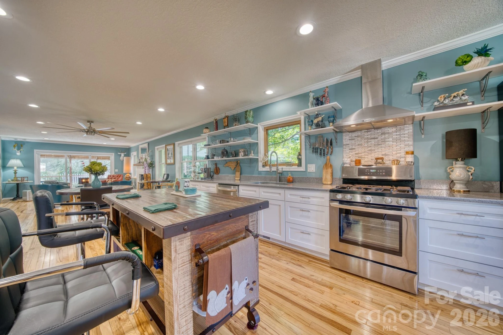 130 Exeter Court - Photo 7
