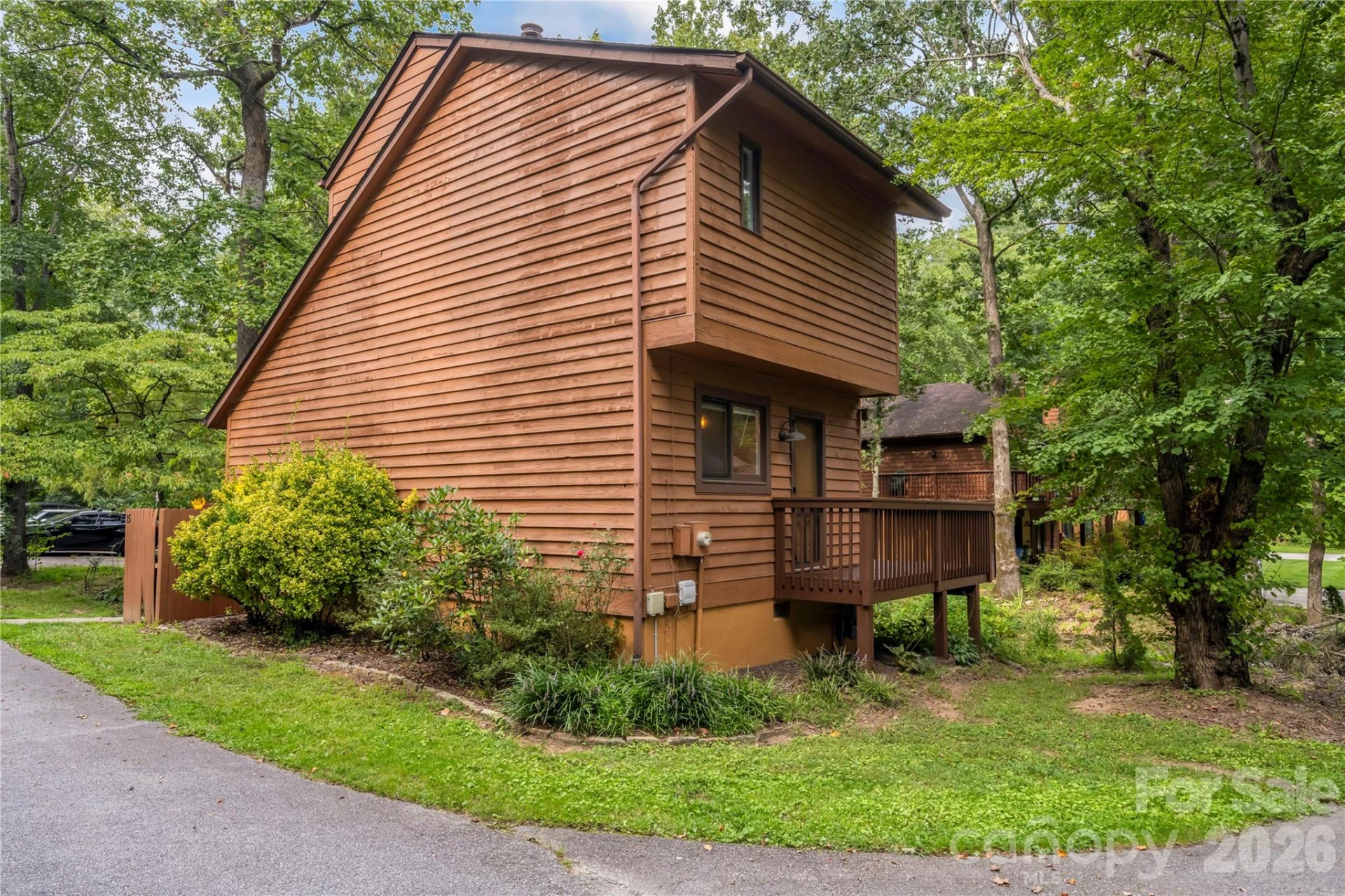 15 N Garden Court