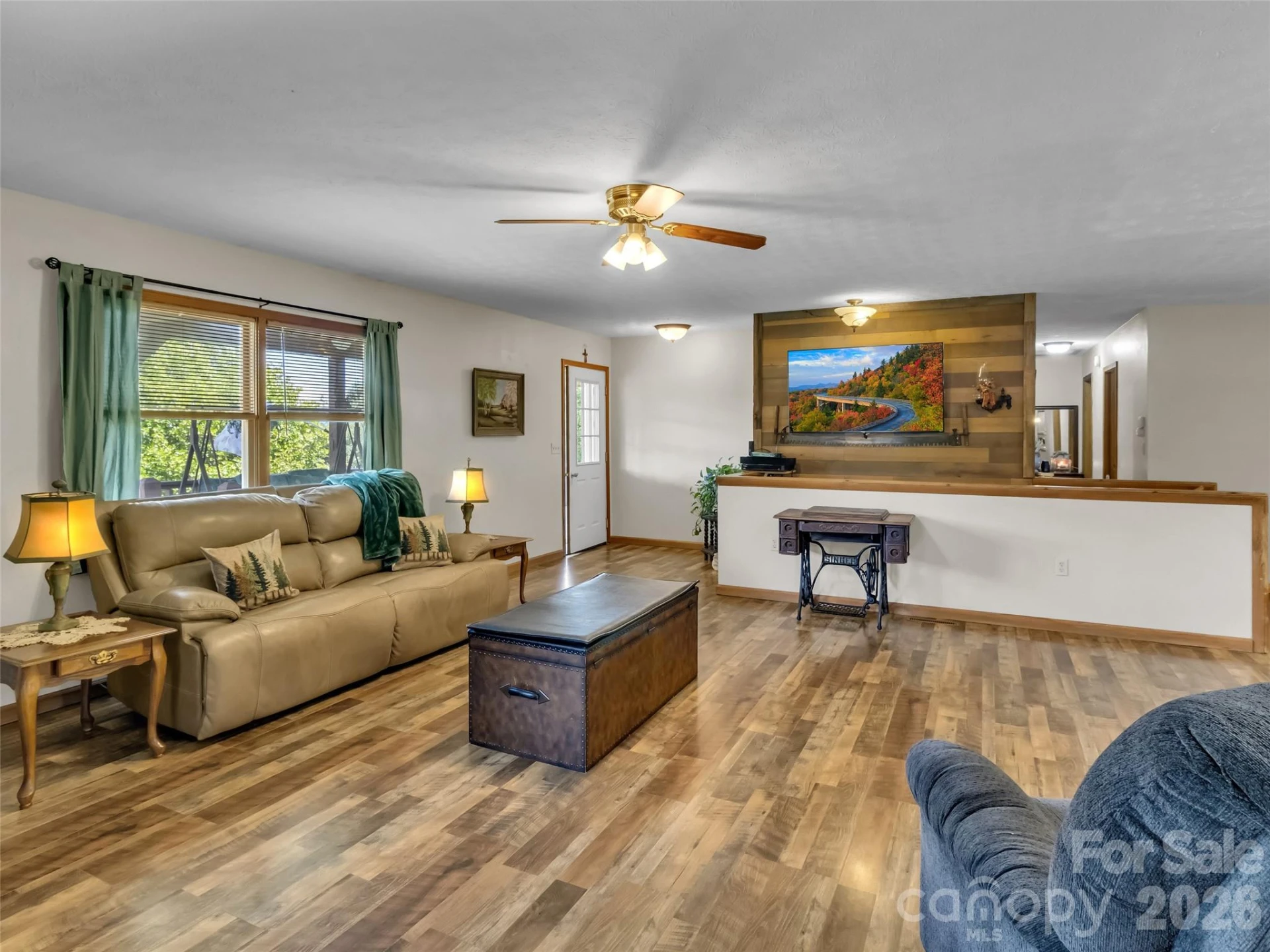 555 Acres View Drive - Photo 6