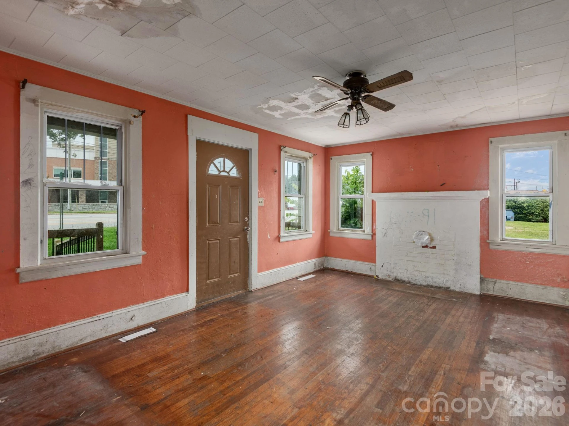2652 Hendersonville Road - Photo 11