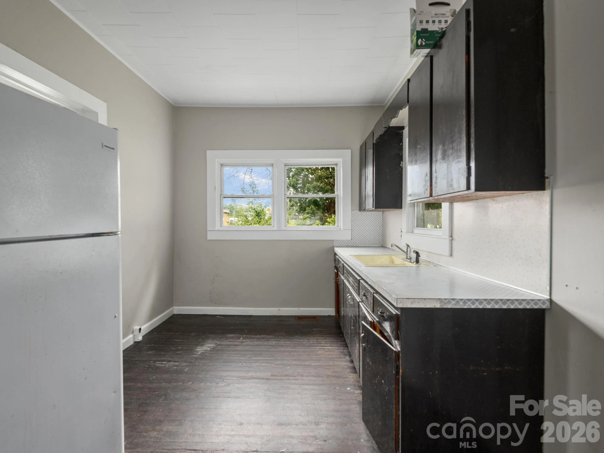 2652 Hendersonville Road - Photo 16