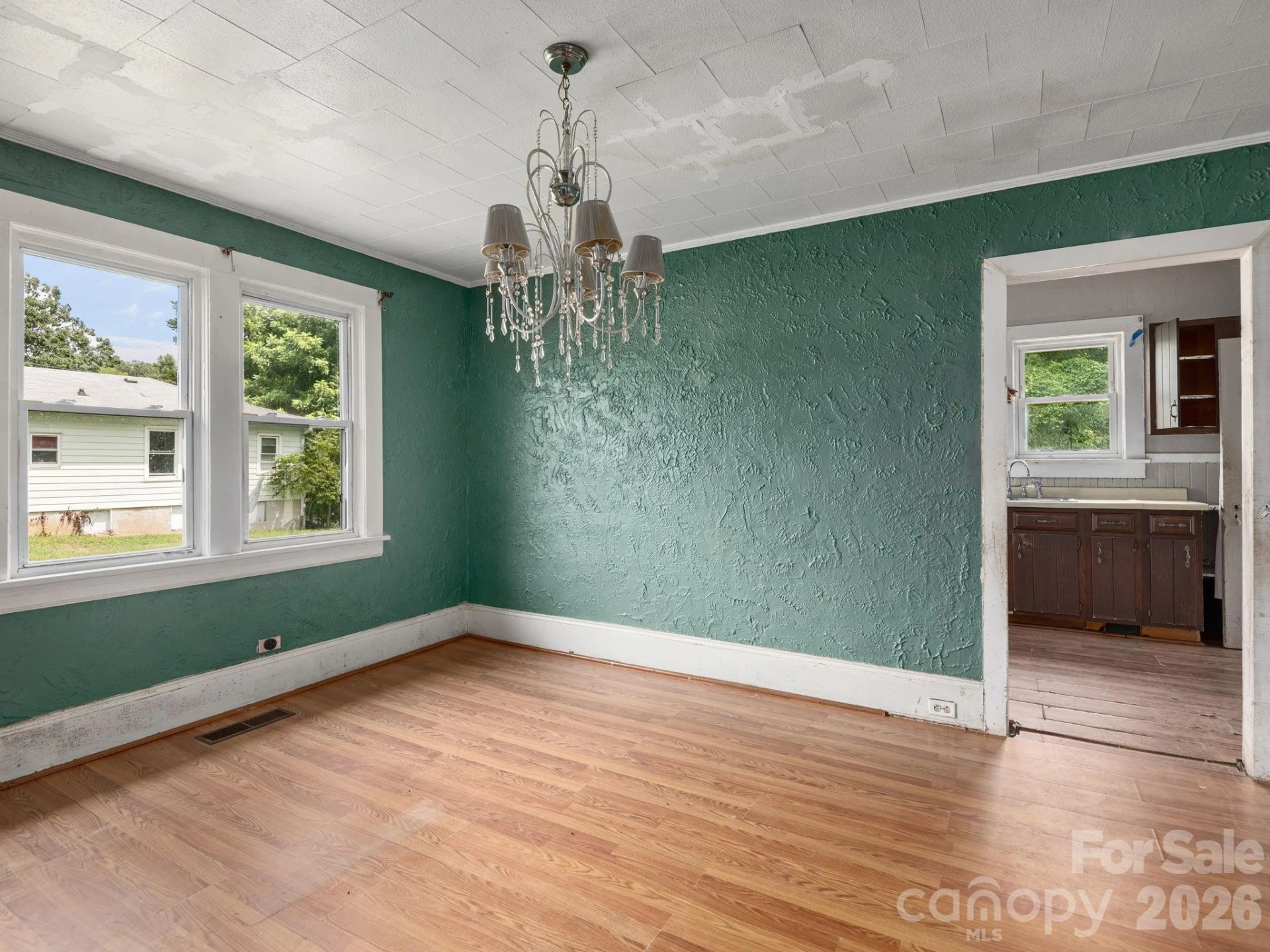 2652 Hendersonville Road - Photo 17