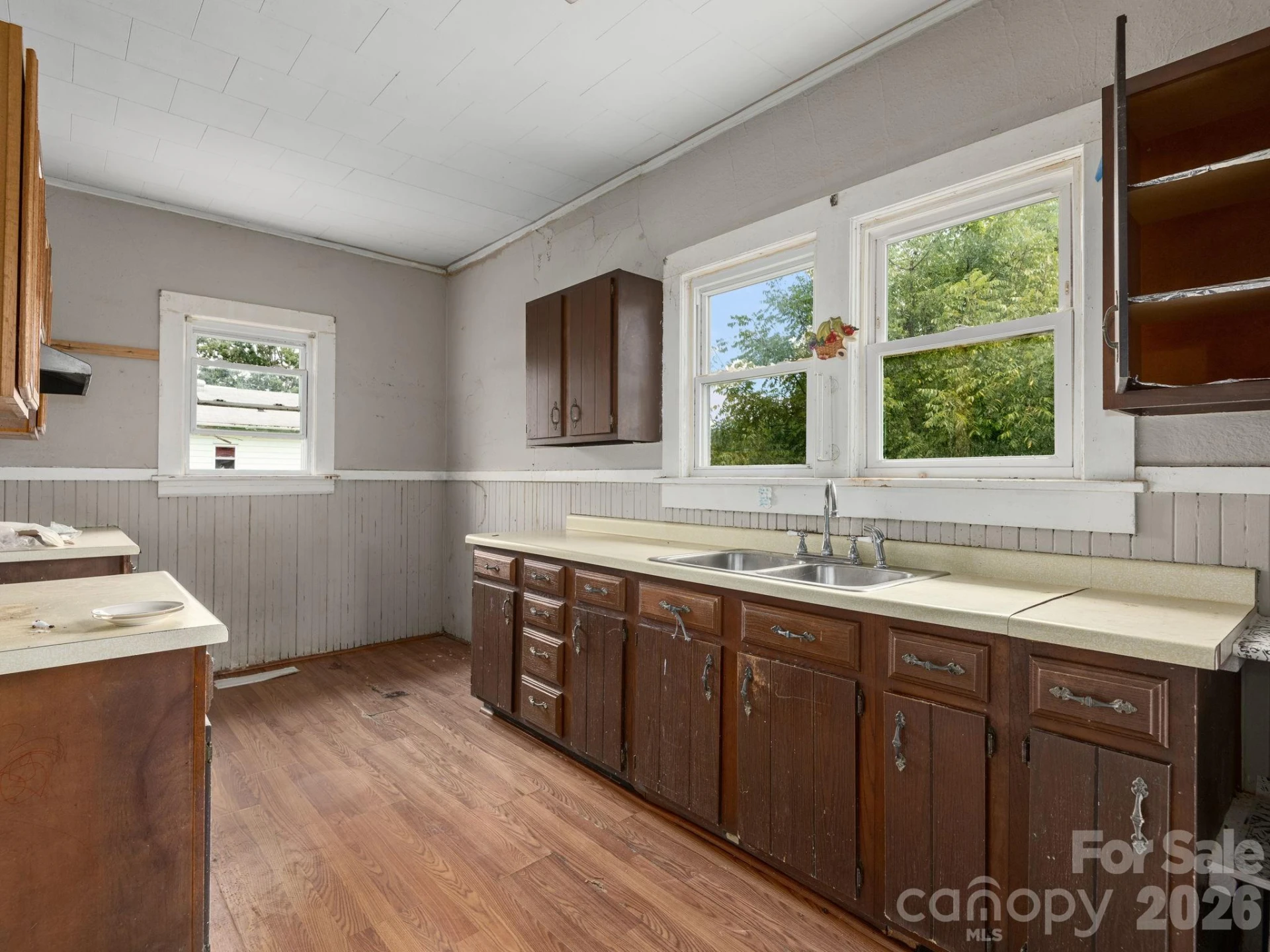 2652 Hendersonville Road - Photo 18