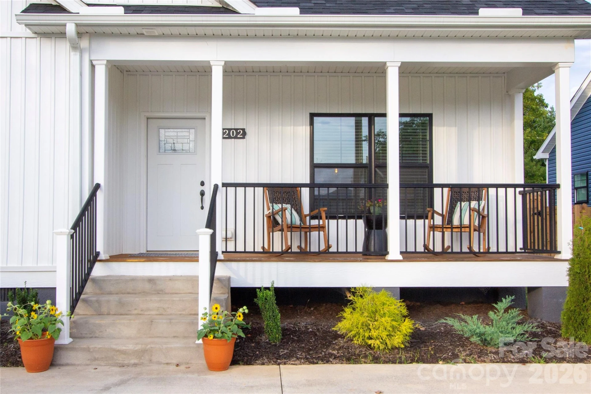202 Southern Charm Road - Photo 2
