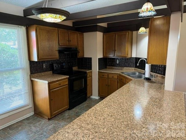 204 Scottlynn Drive - Photo 11