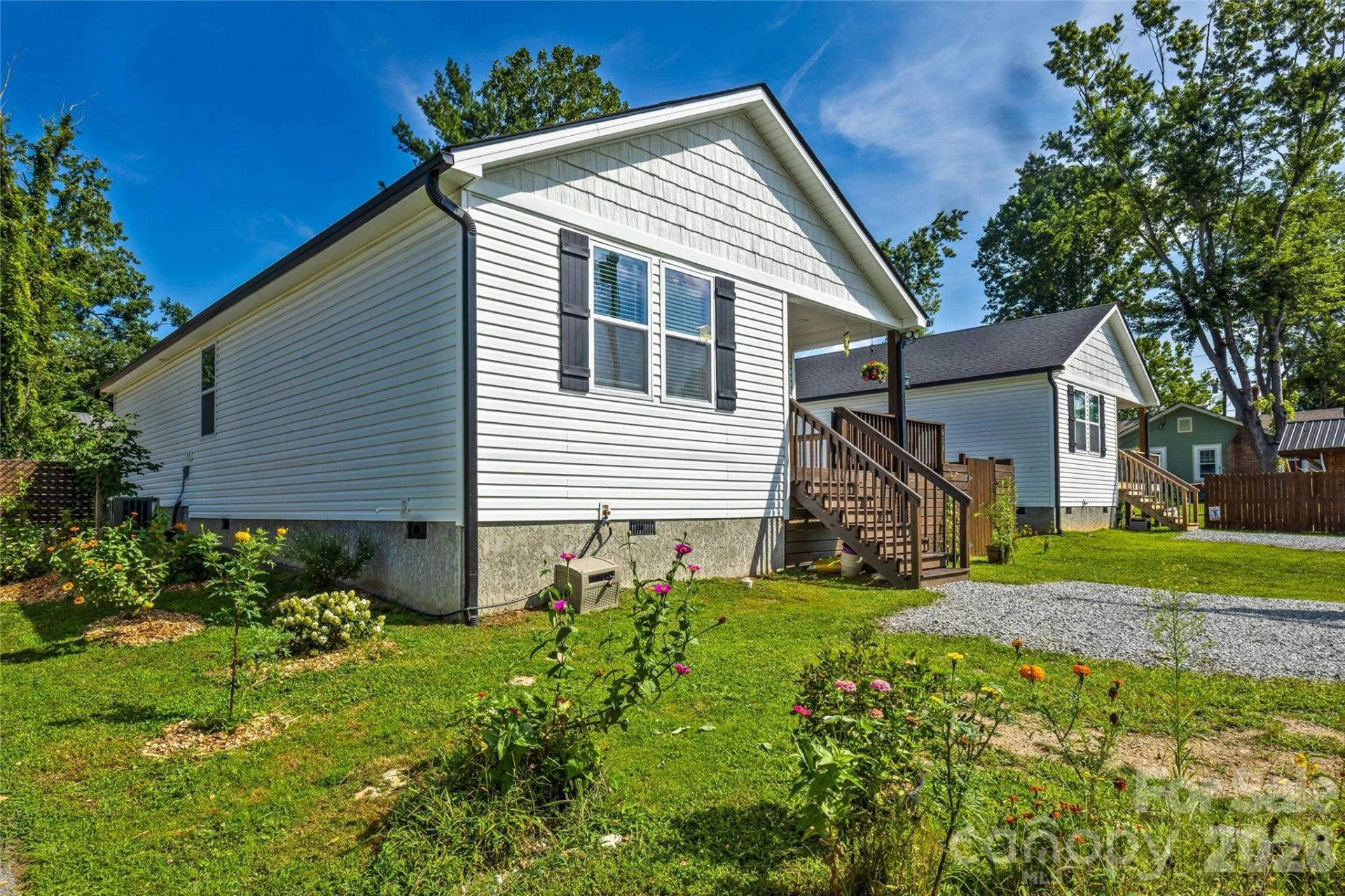 619 Edgewood Avenue - Photo 32