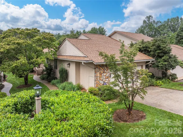 121 Deerlake Drive, Asheville, NC, 28803