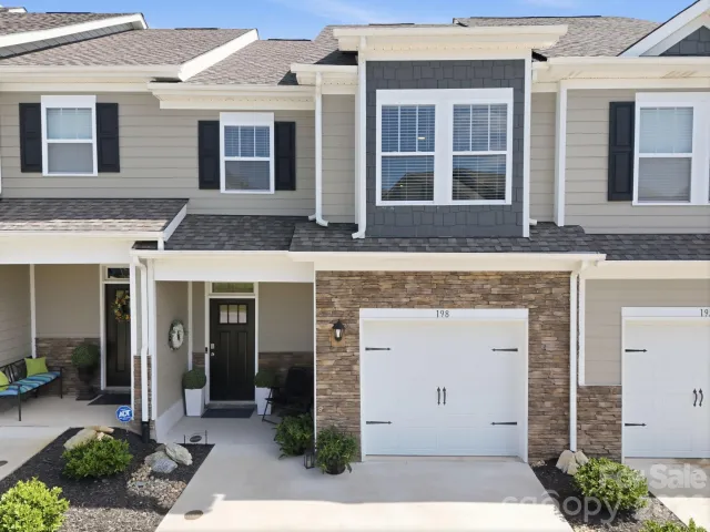 198 Creekview Road, Hendersonville, NC, 28792