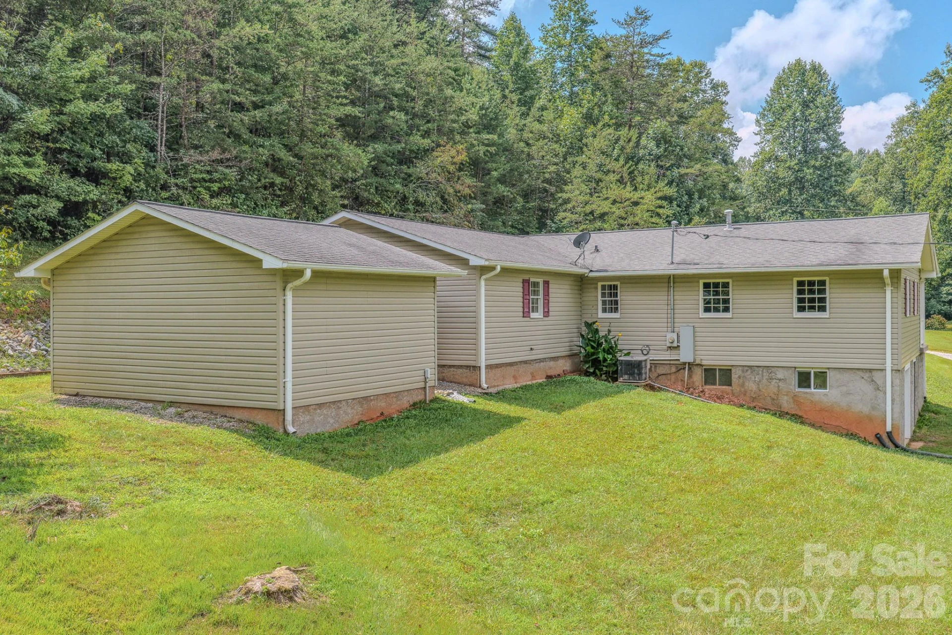 163 Meadowbrook Lane - Photo 2