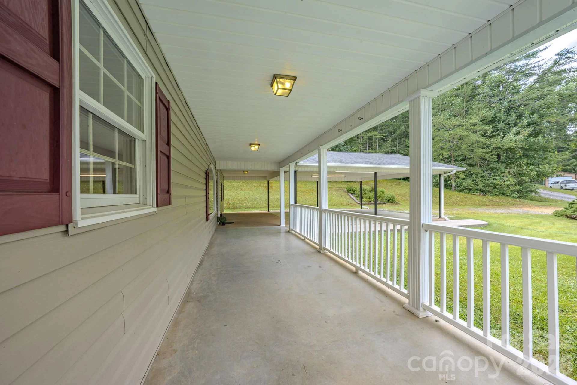 163 Meadowbrook Lane - Photo 6