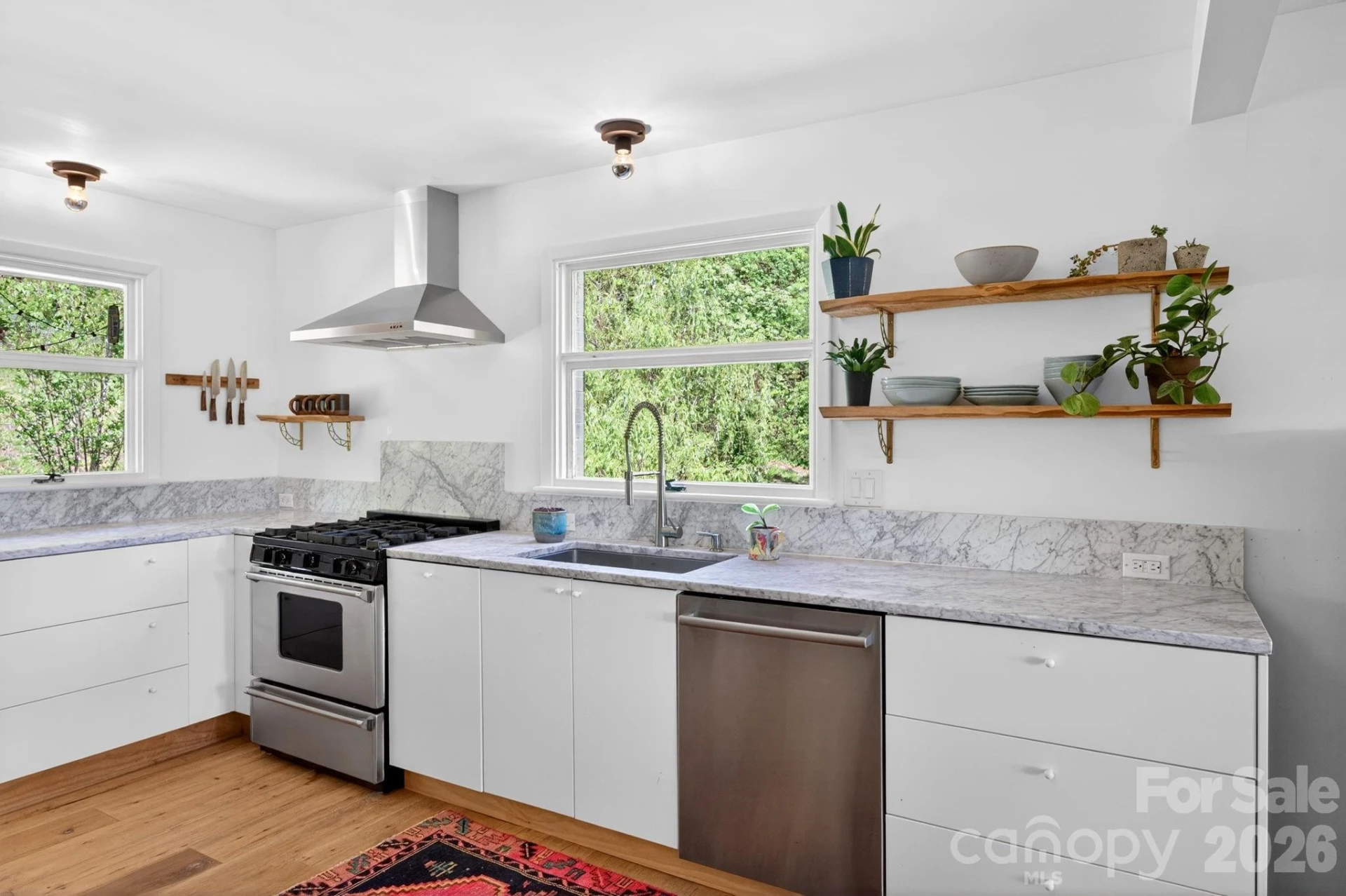 301 Stratford Road - Photo 9