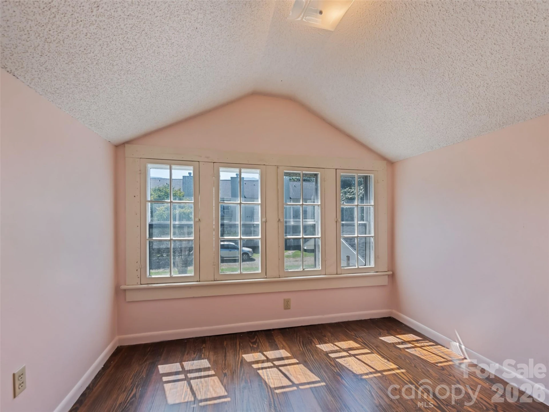 50 Epsom Street - Photo 30