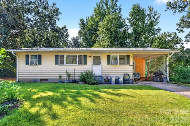 55 Edwards Drive, Nebo, NC, 28761