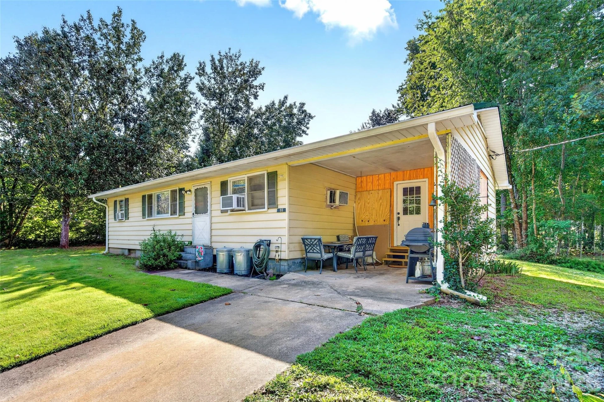 55 Edwards Drive - Photo 2