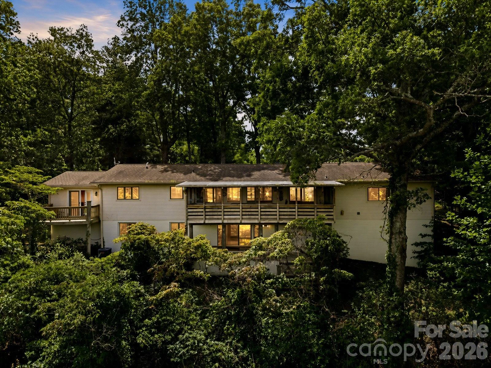 327 Summit Road - Photo 2