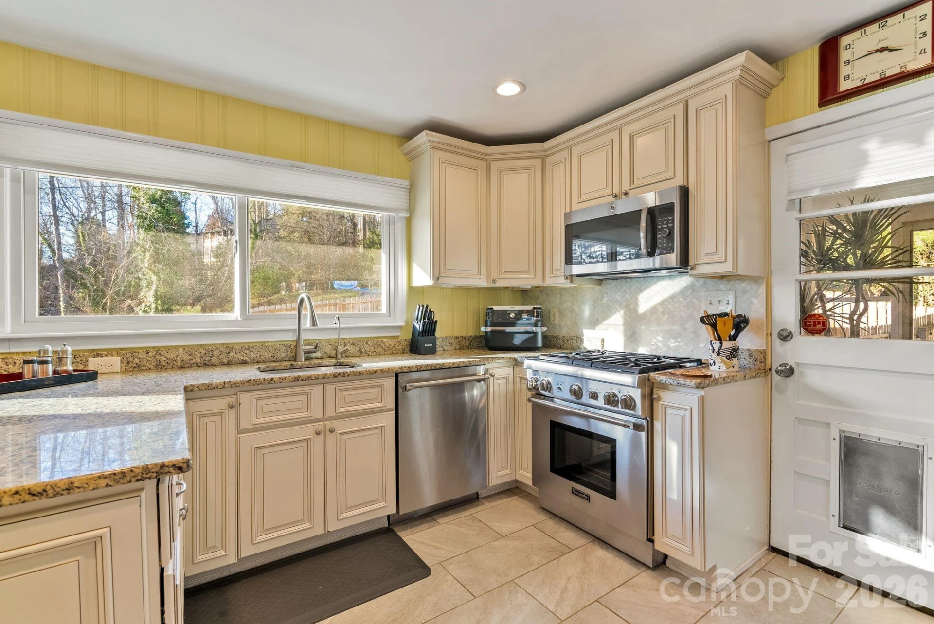 2 Bevlyn Drive - Photo 12