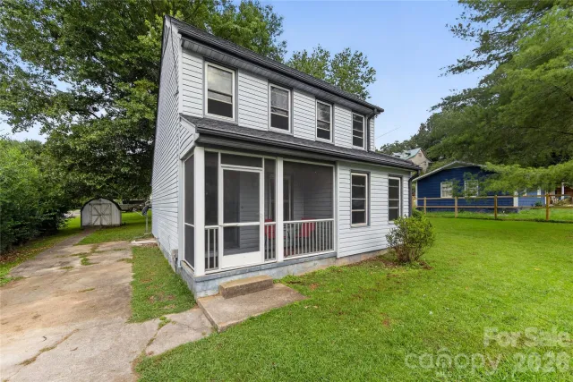 131 Spencer Street, Clyde, NC, 28721