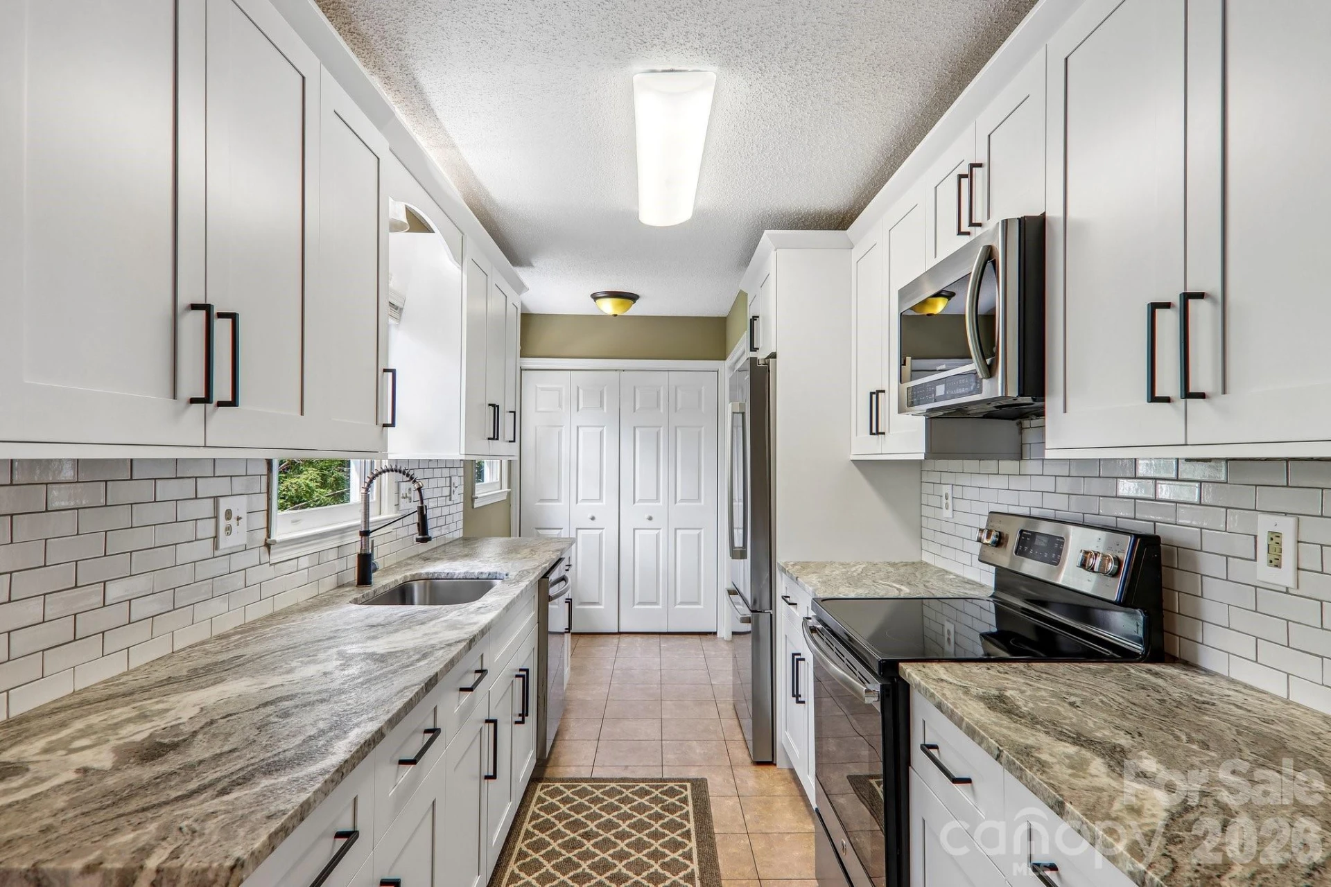 7 Maple Leaf Drive - Photo 11