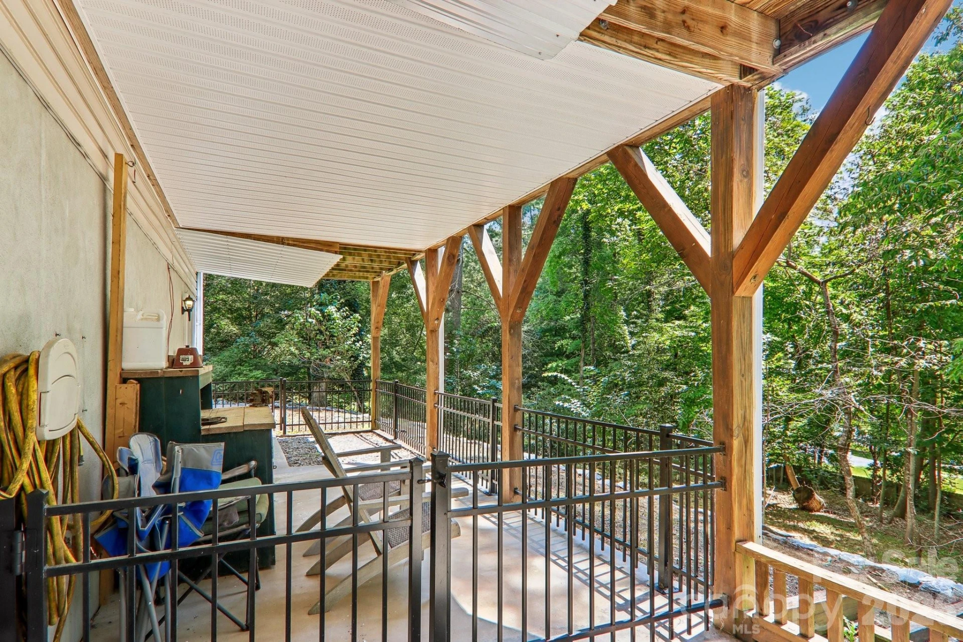 7 Maple Leaf Drive - Photo 35