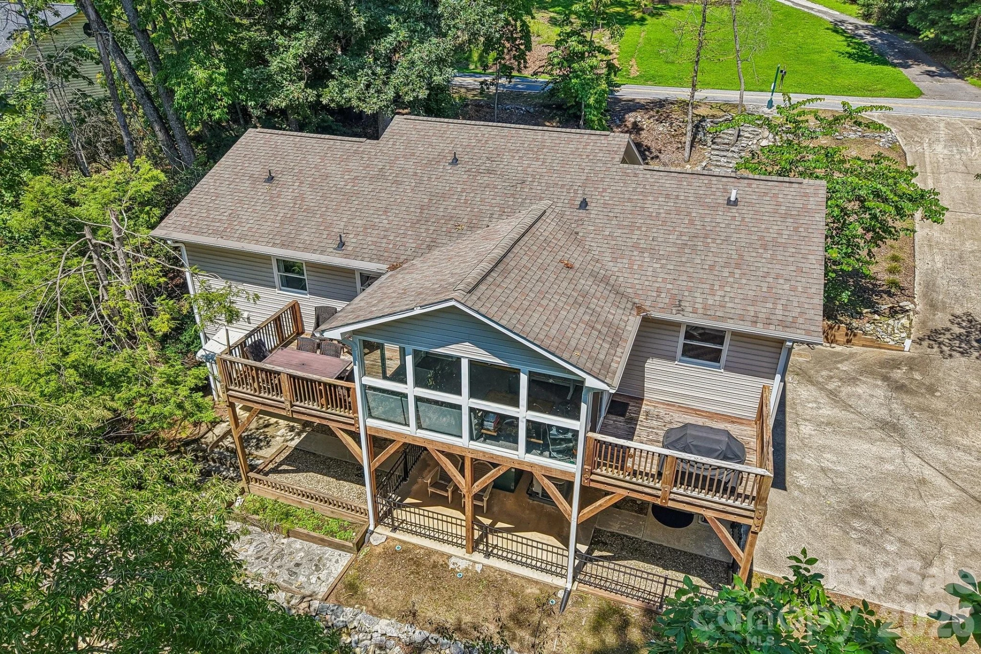 7 Maple Leaf Drive - Photo 37