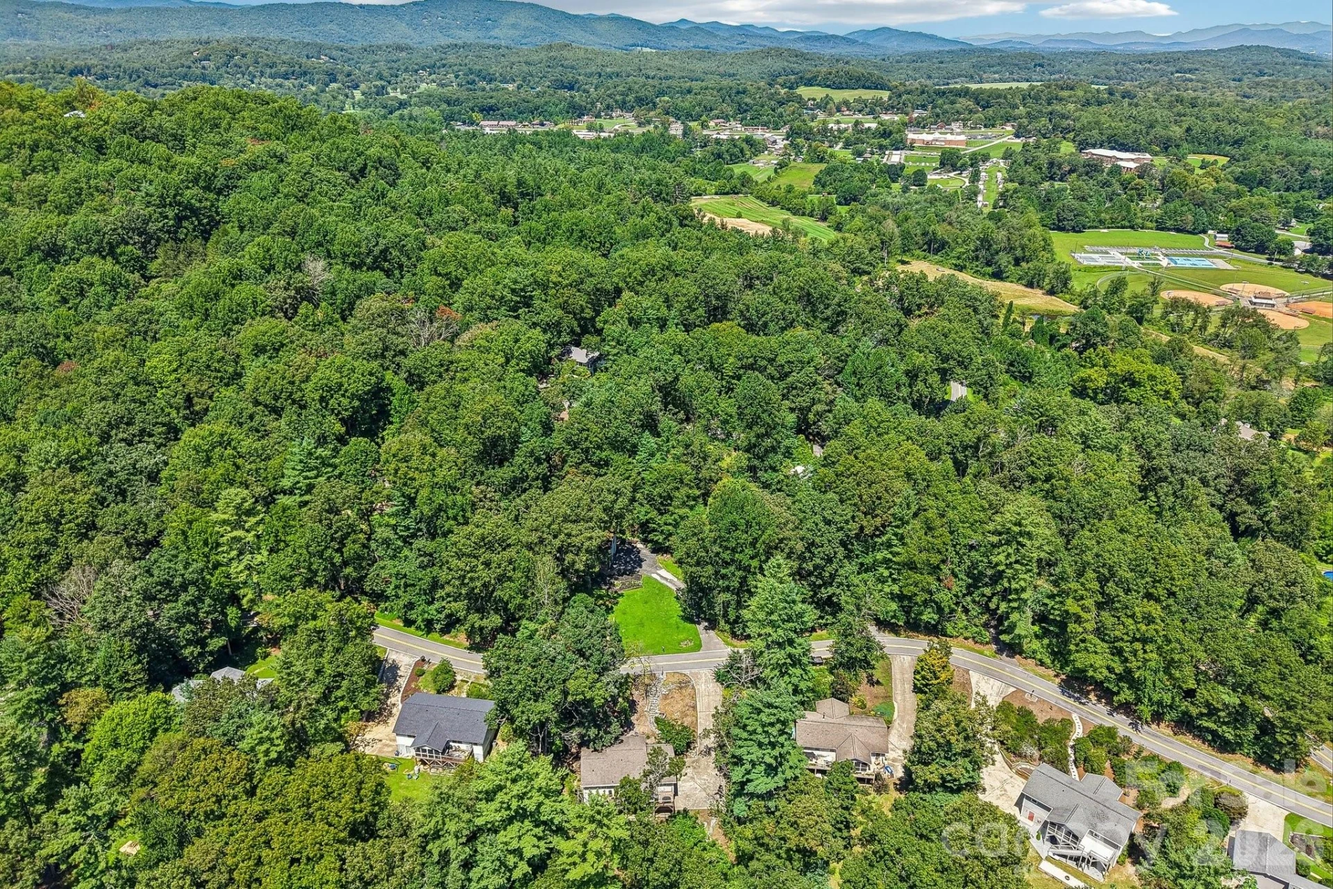 7 Maple Leaf Drive - Photo 43