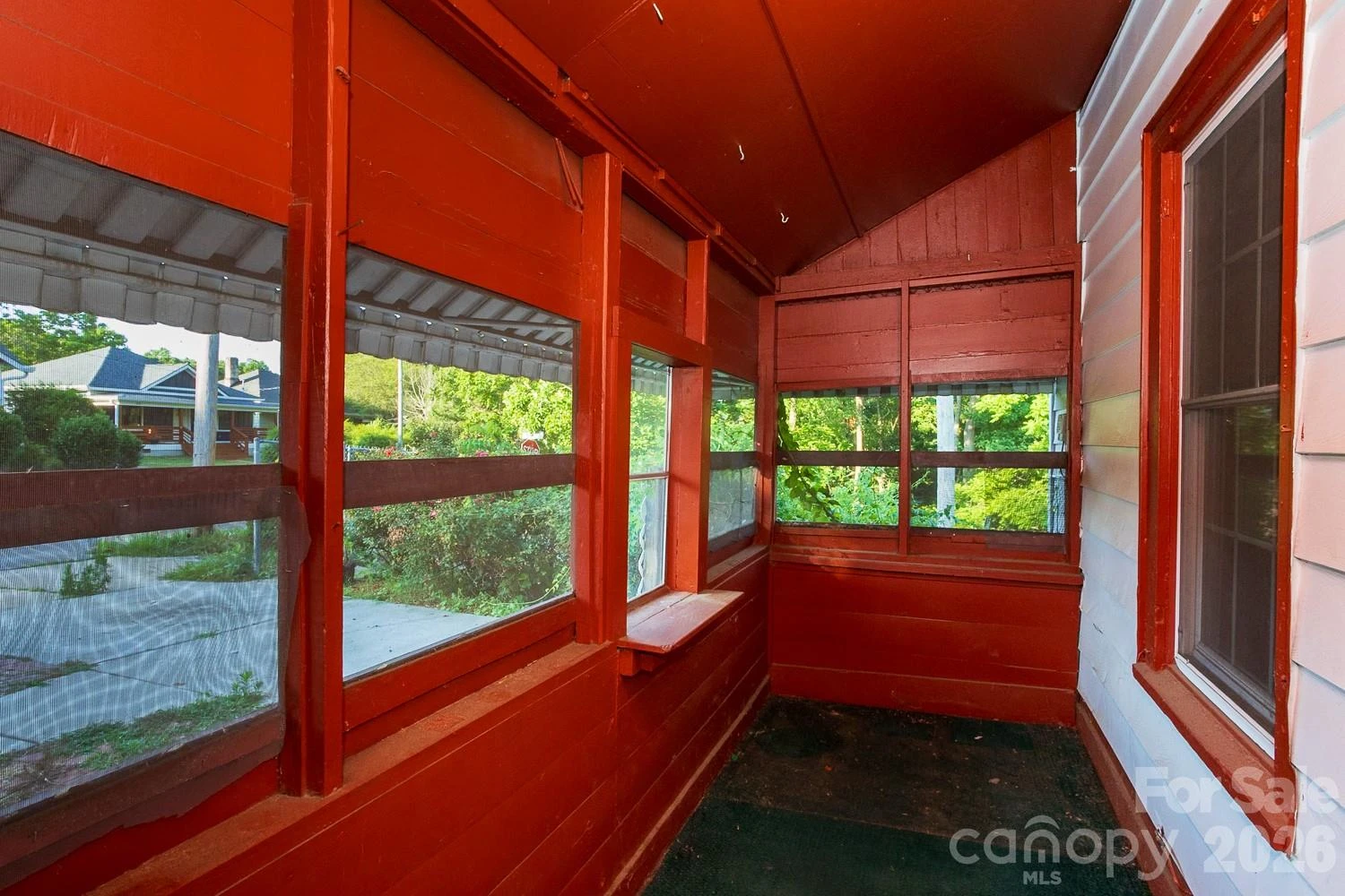 91 Clingman Avenue - Photo 35