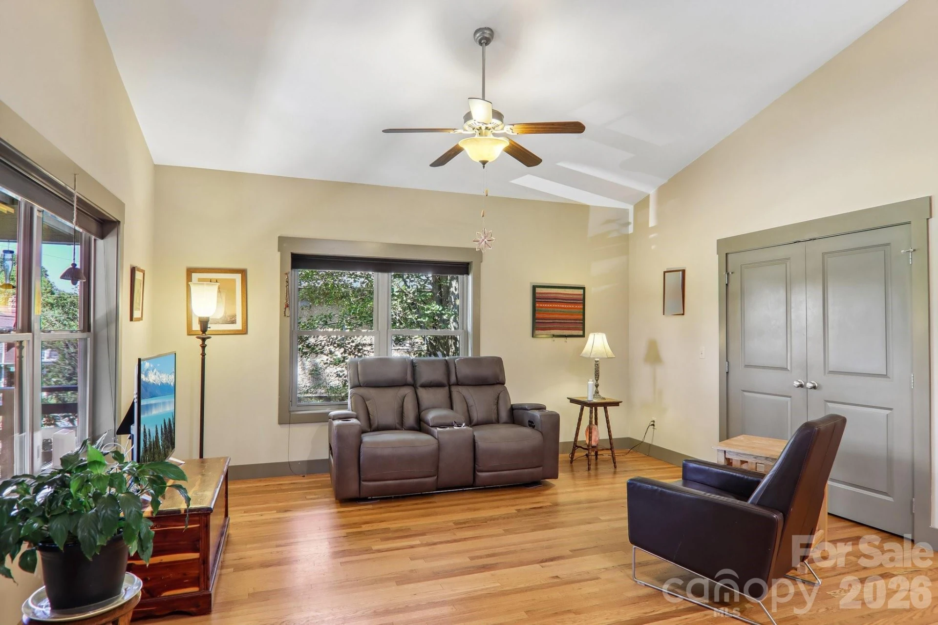 137 Sulphur Springs Road - Photo 7
