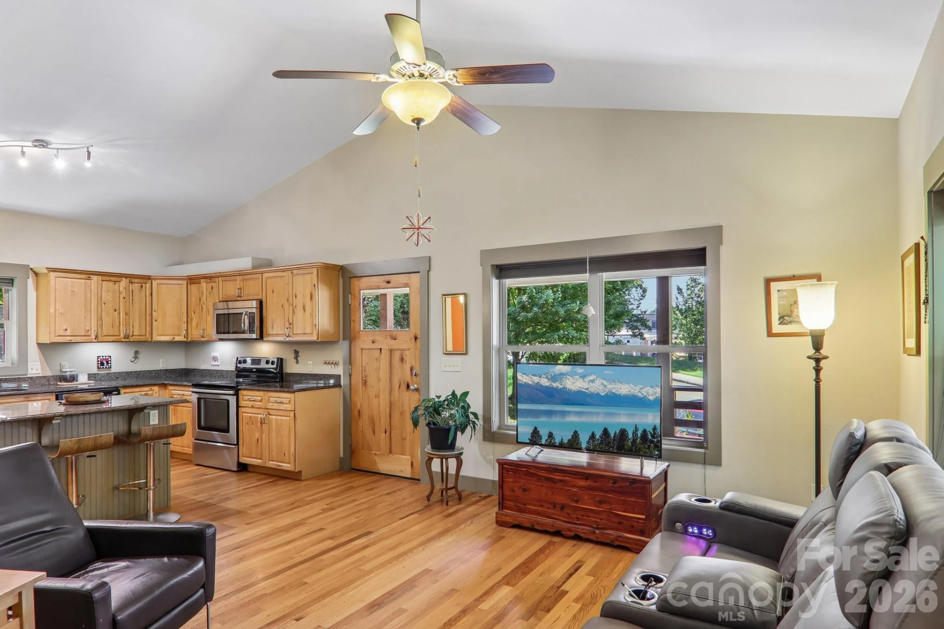 137 Sulphur Springs Road - Photo 8