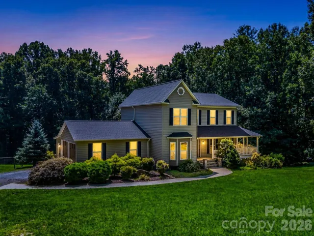 69 Ivy Lane