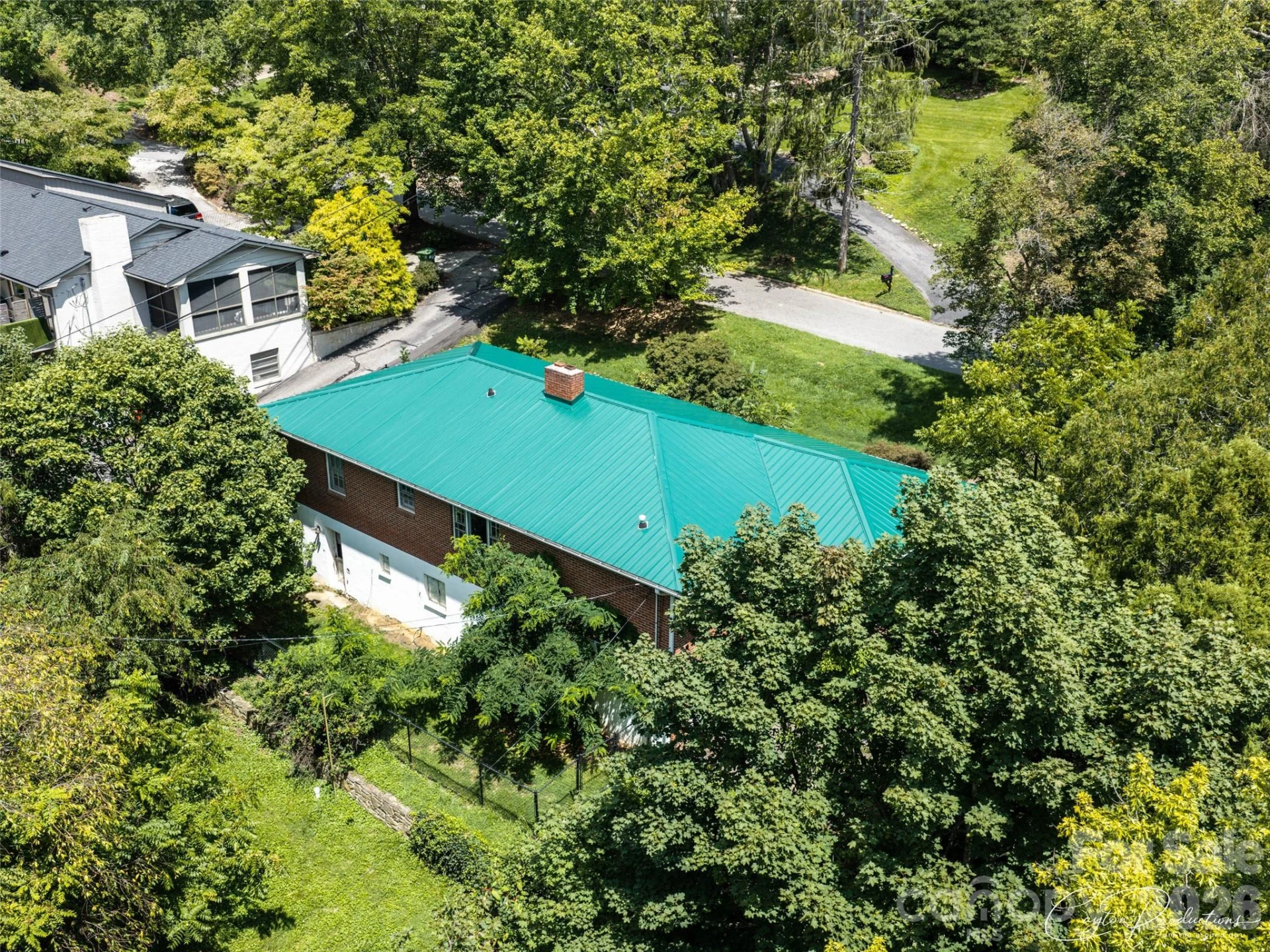 150 Stratford Road - Photo 3