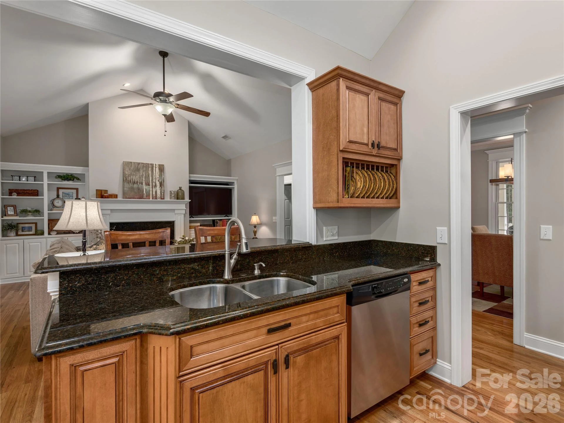 314 Summerset Drive - Photo 9