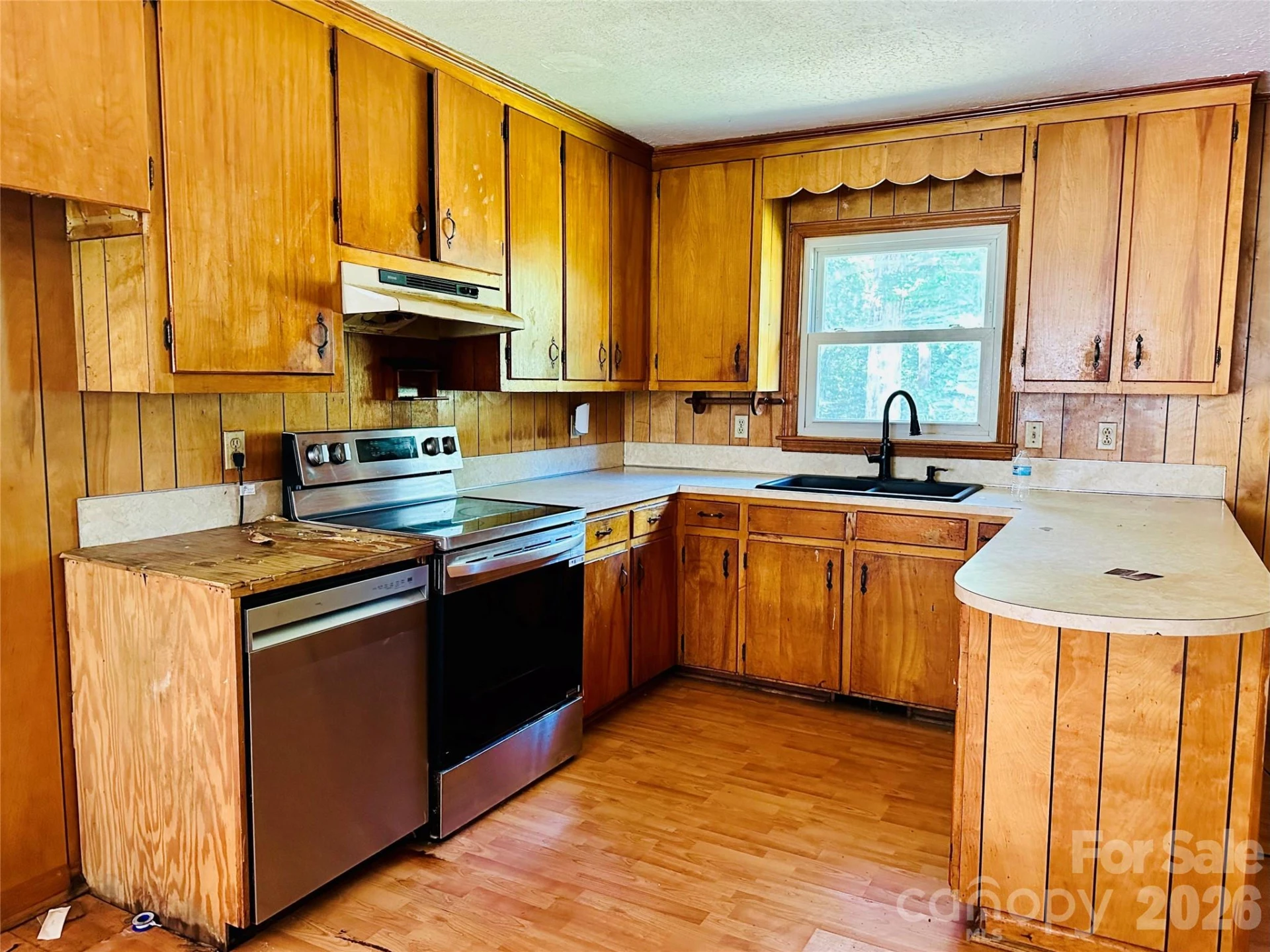 886 Pearidge Road - Photo 2