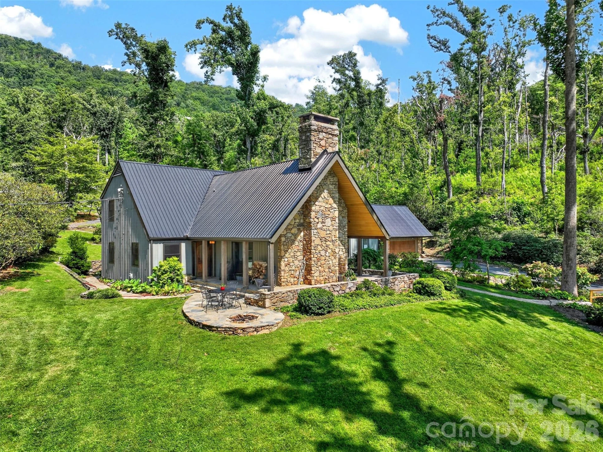 299 Webb Cove Road - Photo 3