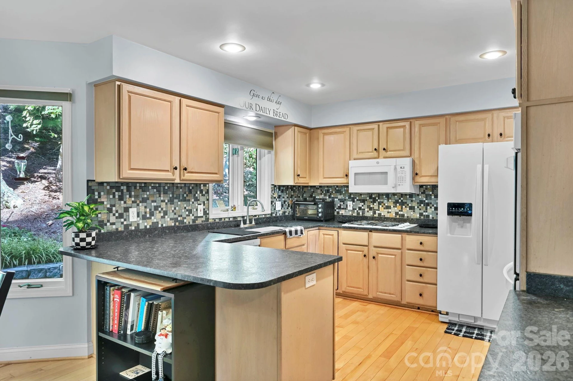 25 Weston Heights Drive - Photo 13