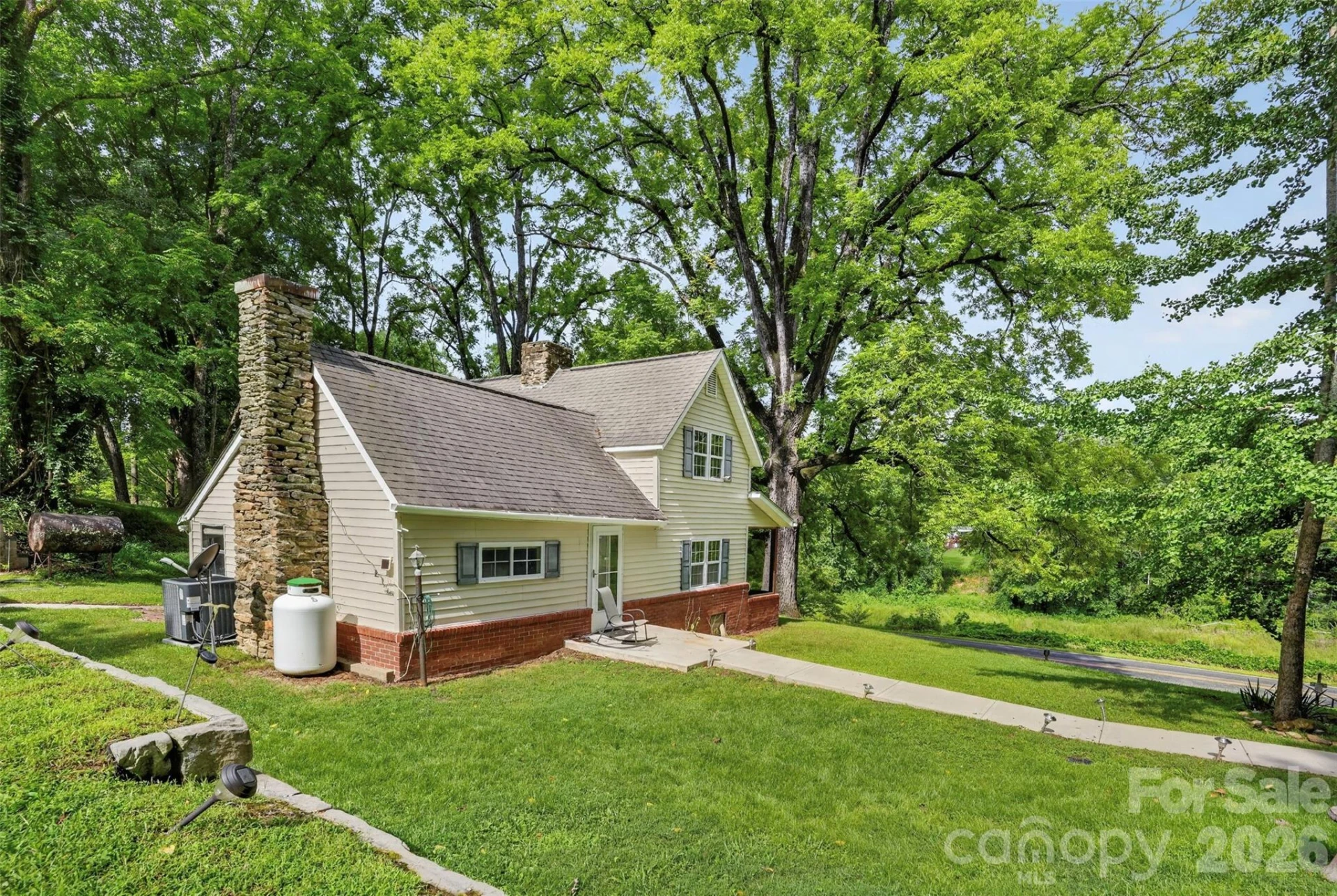 168 Huntley Road - Photo 5