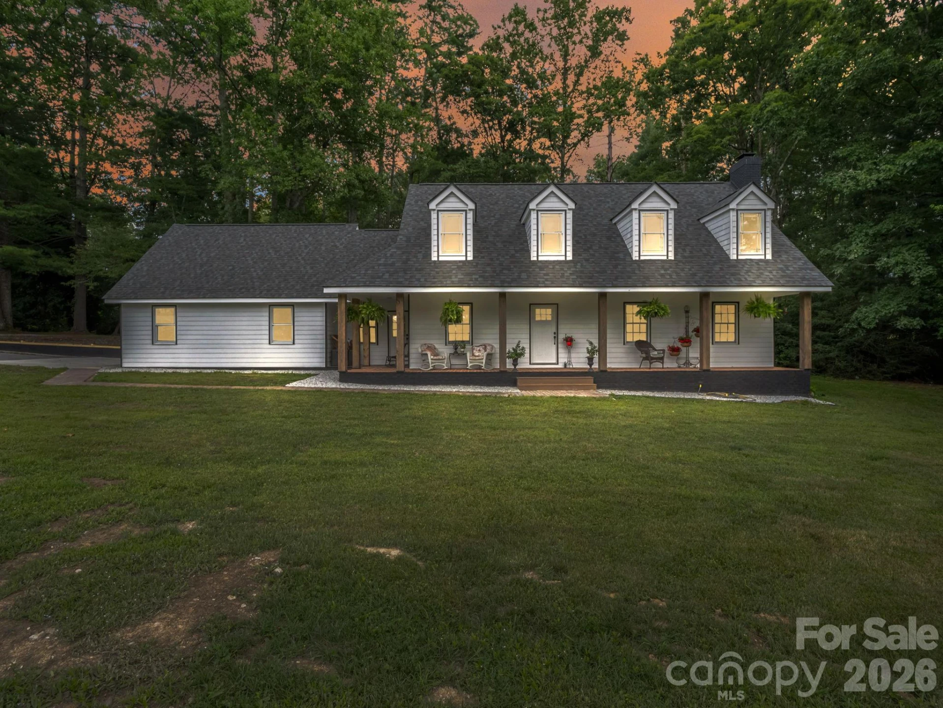 213 Raintree Drive - Photo 2