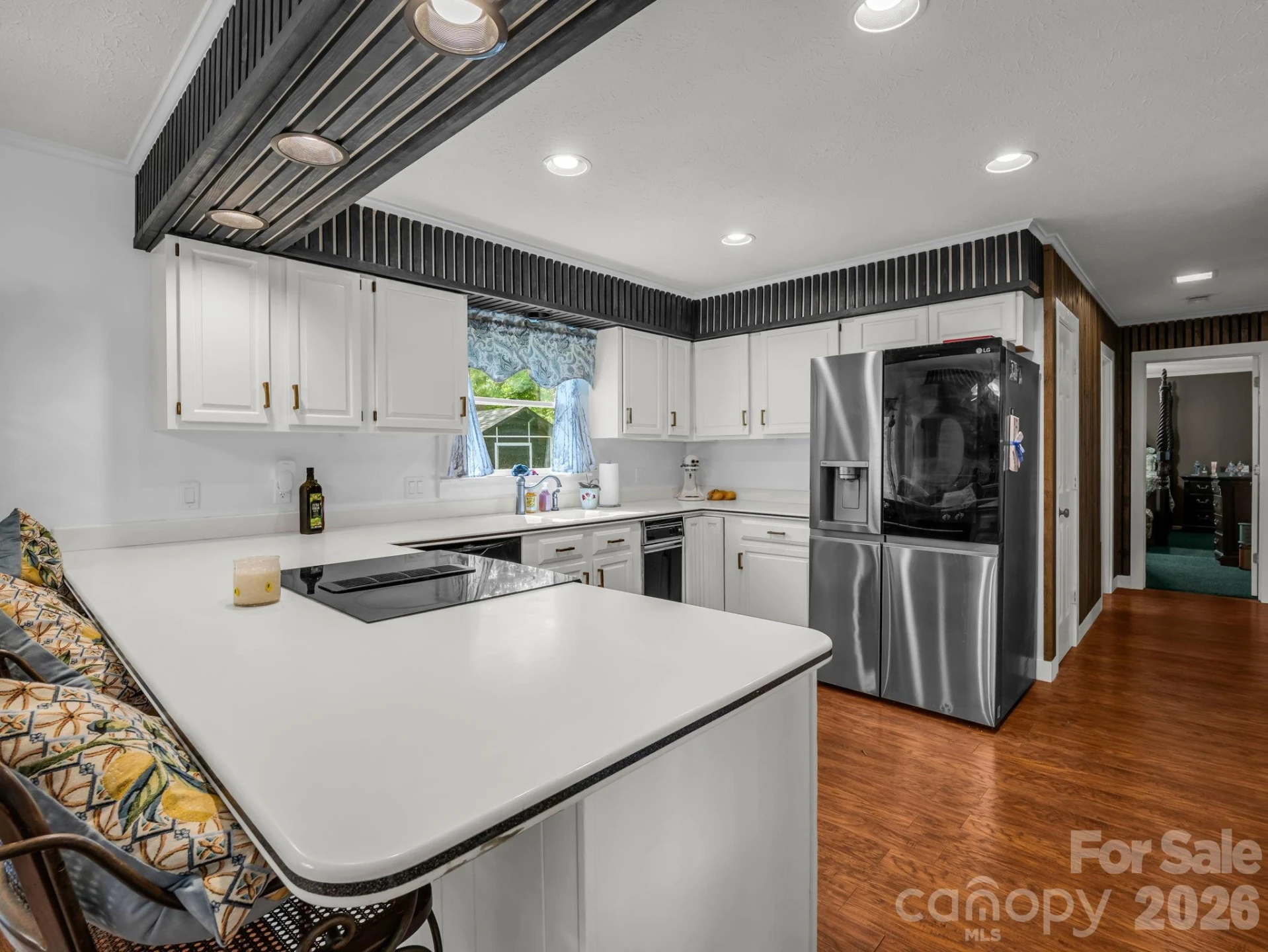 213 Raintree Drive - Photo 11
