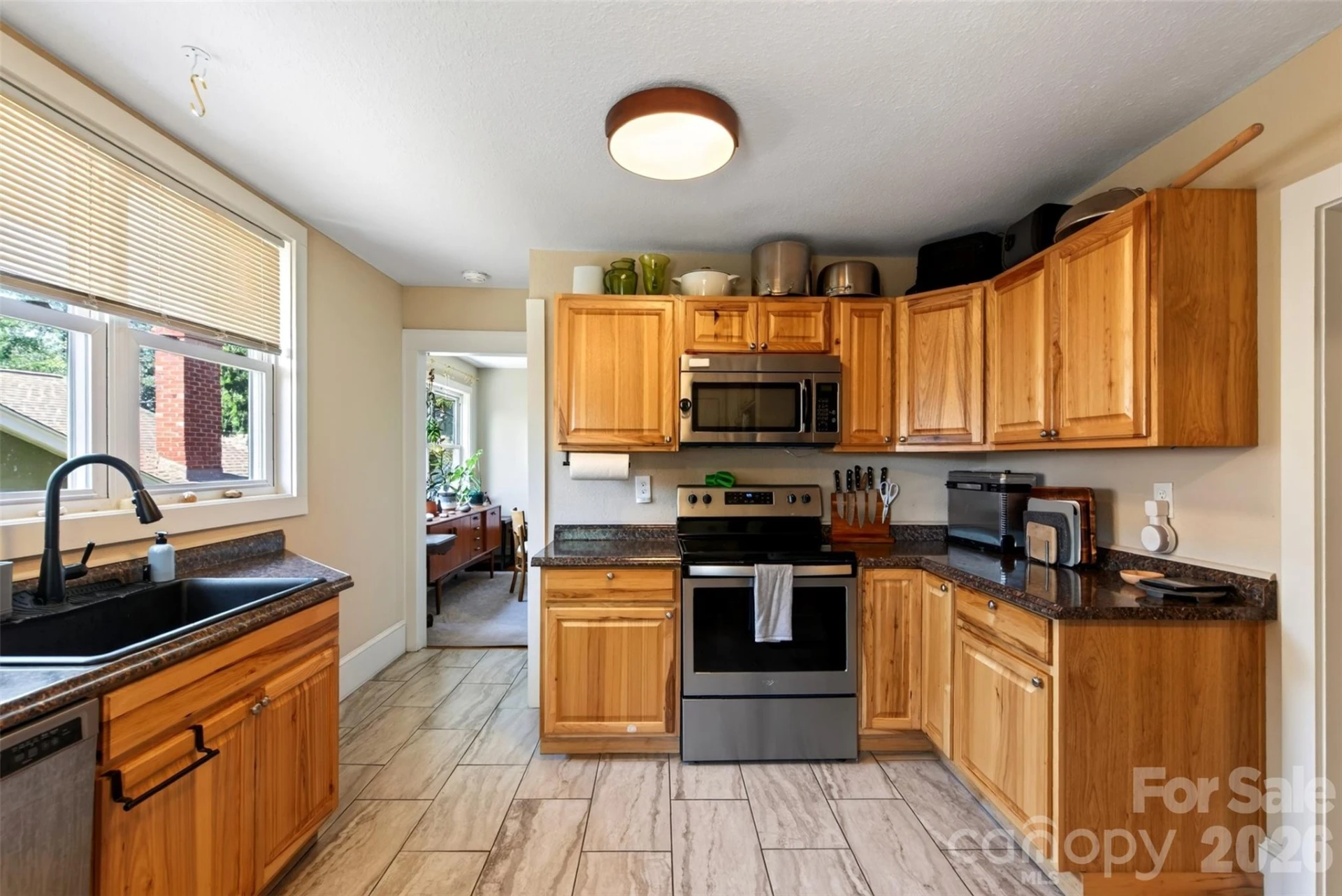 52 Pennsylvania Avenue - Photo 12