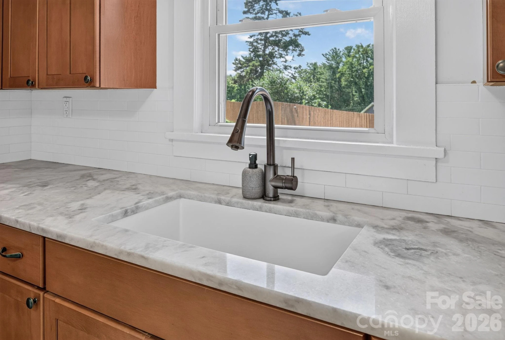 780 Jupiter Road - Photo 18