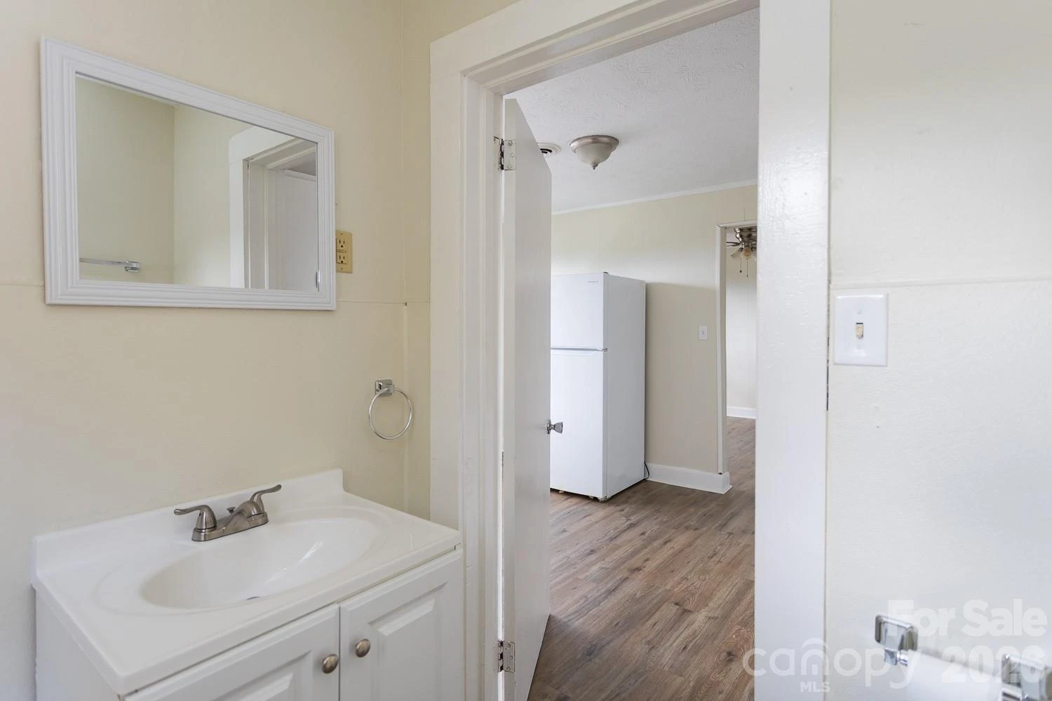37 Water Street - Photo 10