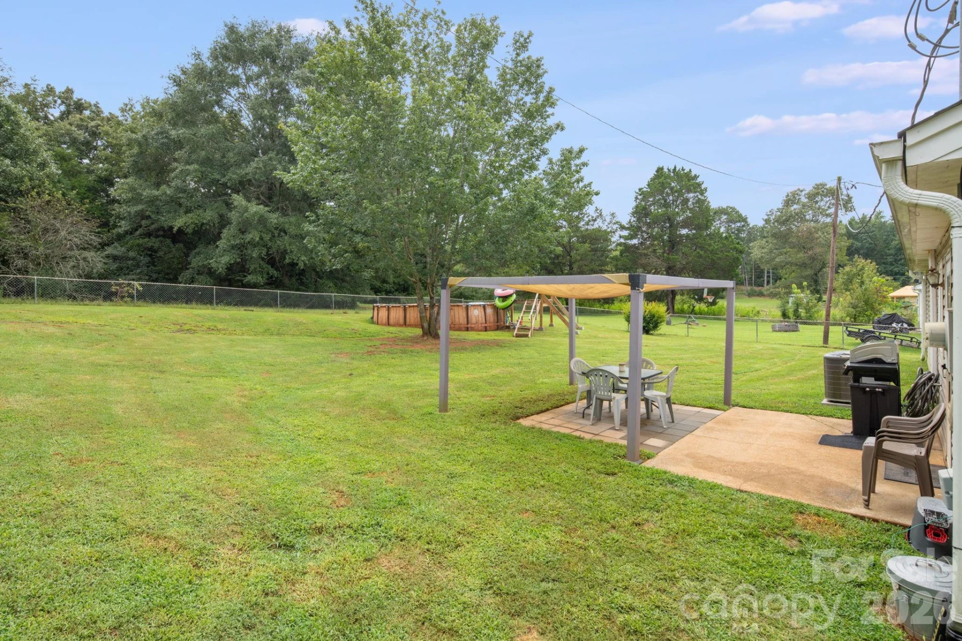150 Hillbrook Drive - Photo 14
