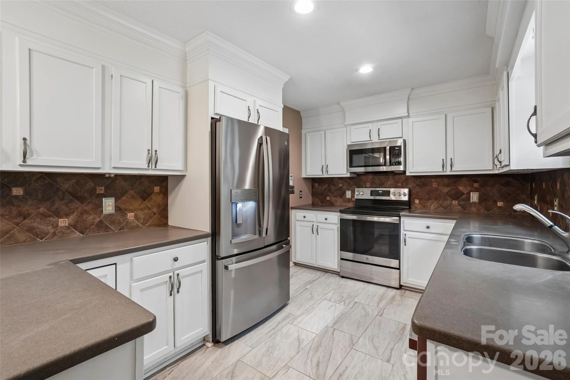 506 Fox Hollow Lane - Photo 2