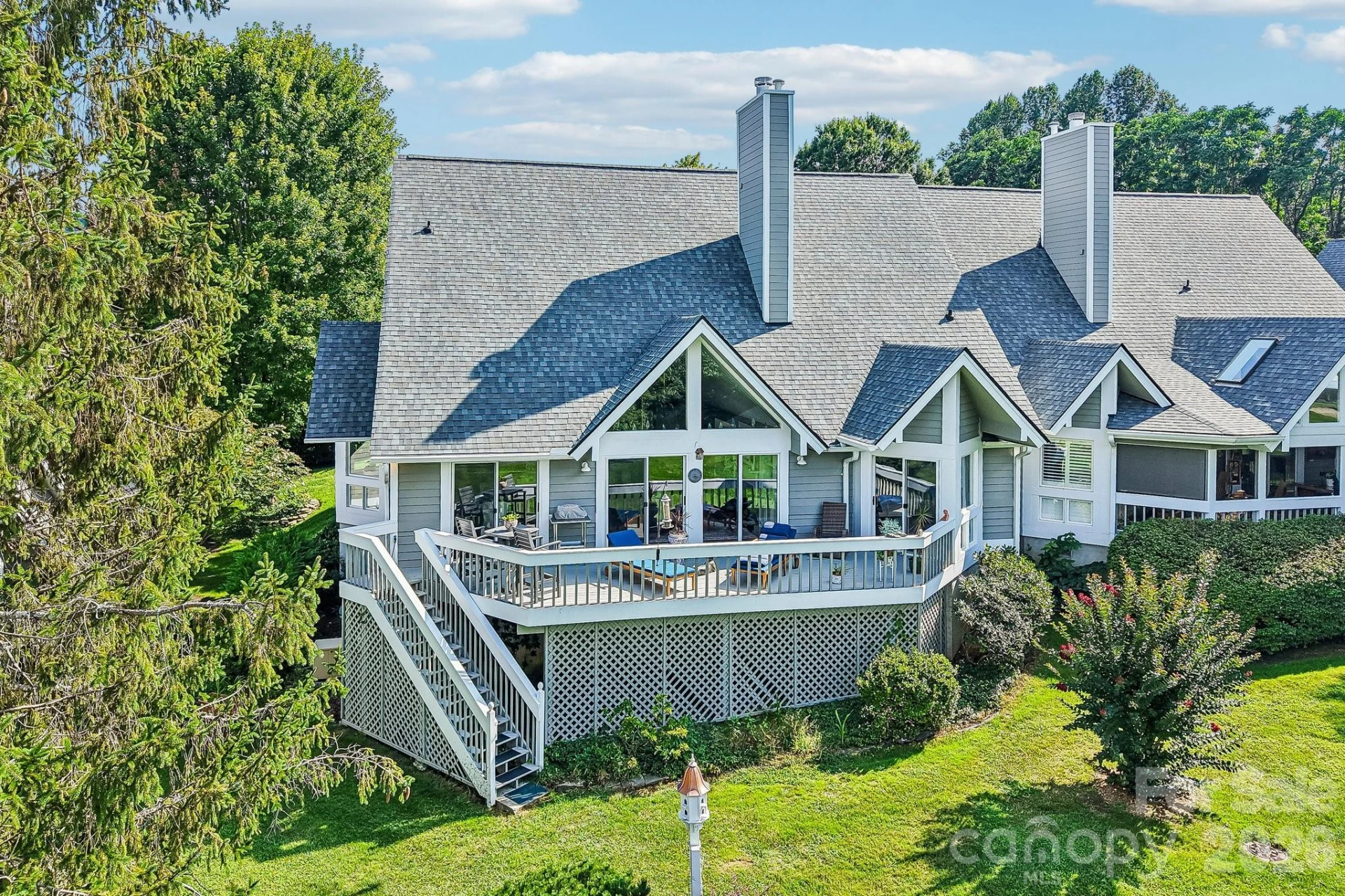 146 Overlook Drive - Photo 2